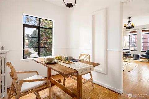 $769,500 | 1106 Northeast 42nd Street, Unit 19, Seattle, WA 98105