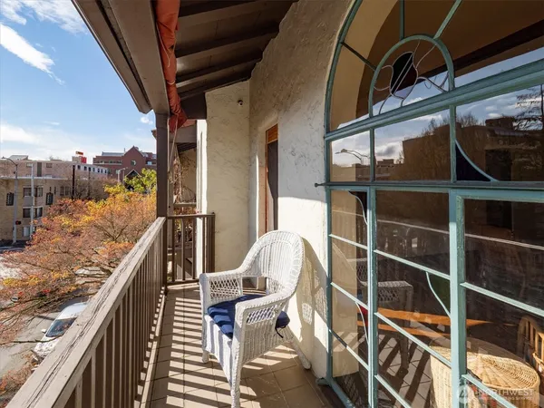 $769,500 | 1106 Northeast 42nd Street, Unit 19, Seattle, WA 98105