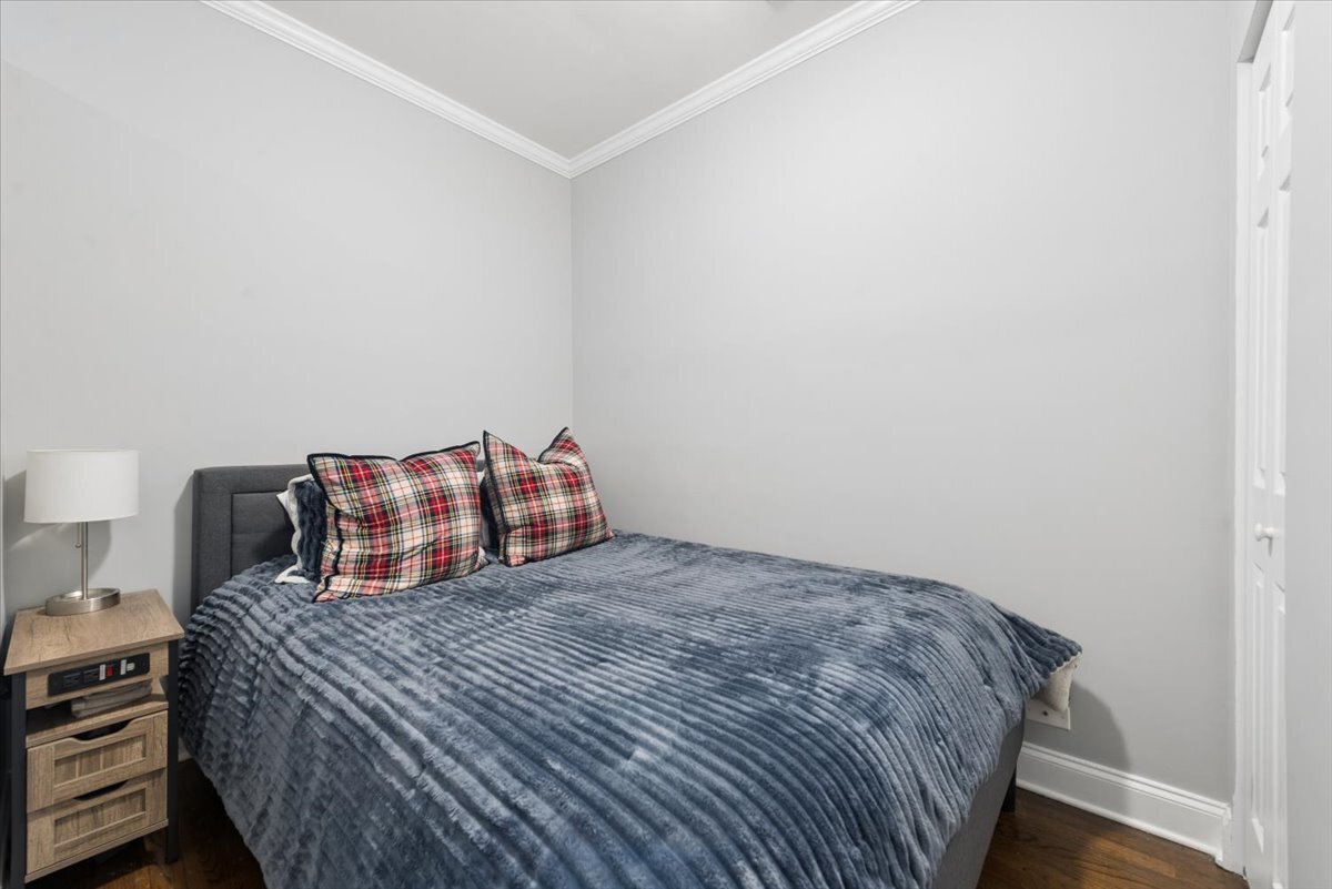 4144 North Sheridan Road, Unit 109 Chicago, IL 60613 - Photo 7 of 11