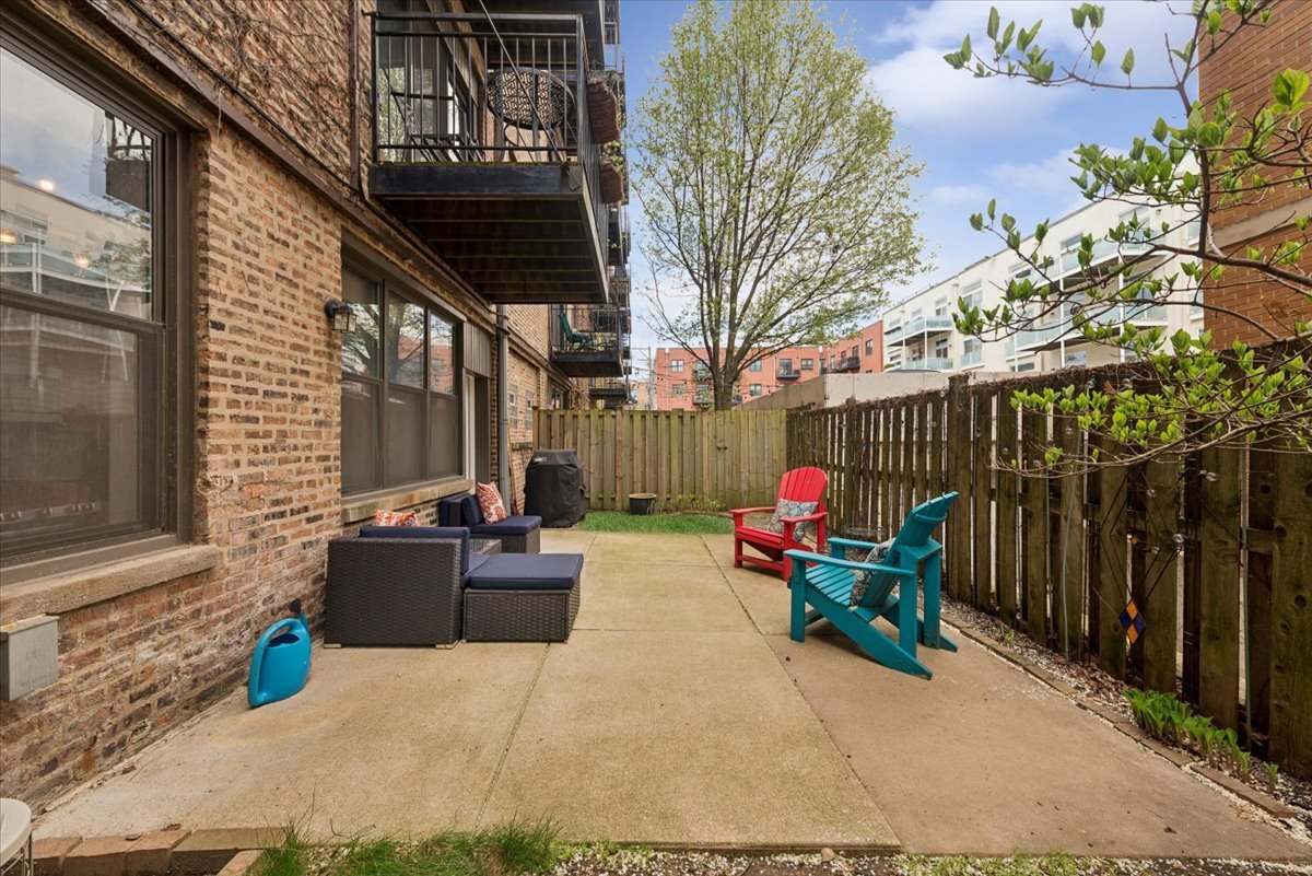 4144 North Sheridan Road, Unit 109 Chicago, IL 60613 - Photo 8 of 11