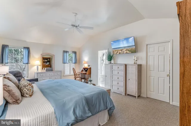 $975,000 | 844 Glen Drive, Bethany Beach, DE 19930