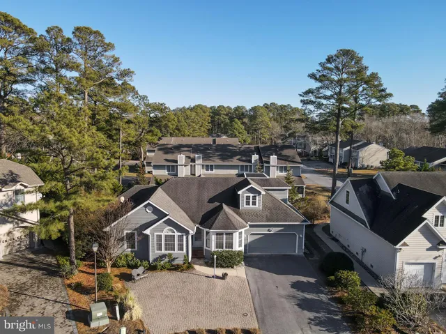 $975,000 | 844 Glen Drive, Bethany Beach, DE 19930