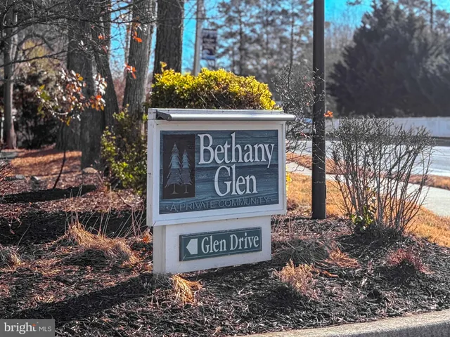 $975,000 | 844 Glen Drive, Bethany Beach, DE 19930