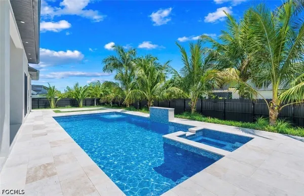$875,000 | 109 Southwest 34th Avenue, Cape Coral, FL 33991