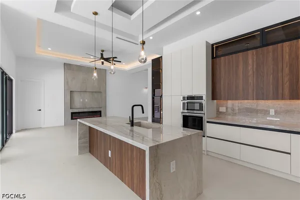 $875,000 | 109 Southwest 34th Avenue, Cape Coral, FL 33991