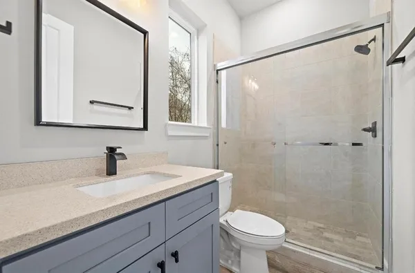 $3,590 | 230 West 28th Street, Unit A, Houston, TX 77008