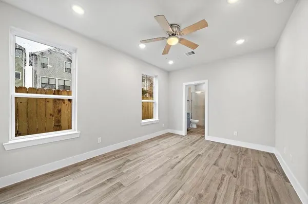 $3,590 | 230 West 28th Street, Unit A, Houston, TX 77008