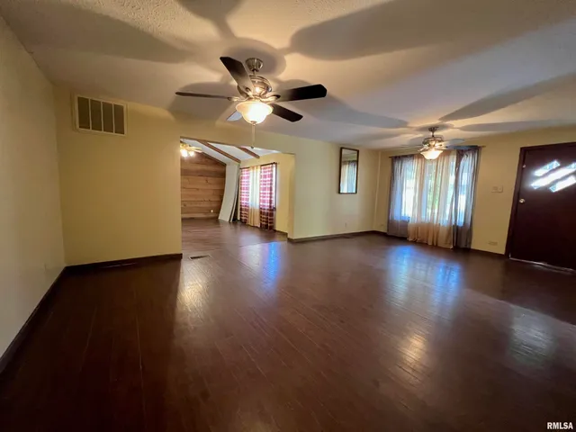 $99,000 | 903 South Odle Street, West Frankfort, IL 62896