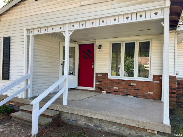 $99,000 | 903 South Odle Street, West Frankfort, IL 62896