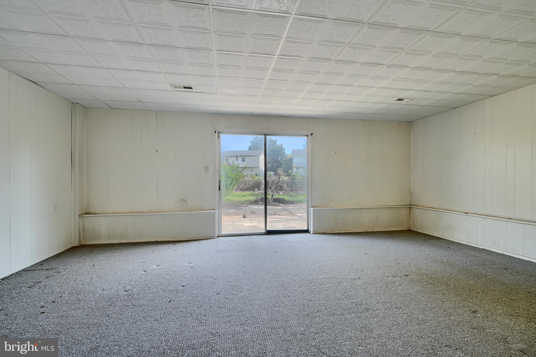 3902 Winlee Road Randallstown, MD 21133 - Photo 28 of 44 a view of a room with an empty space