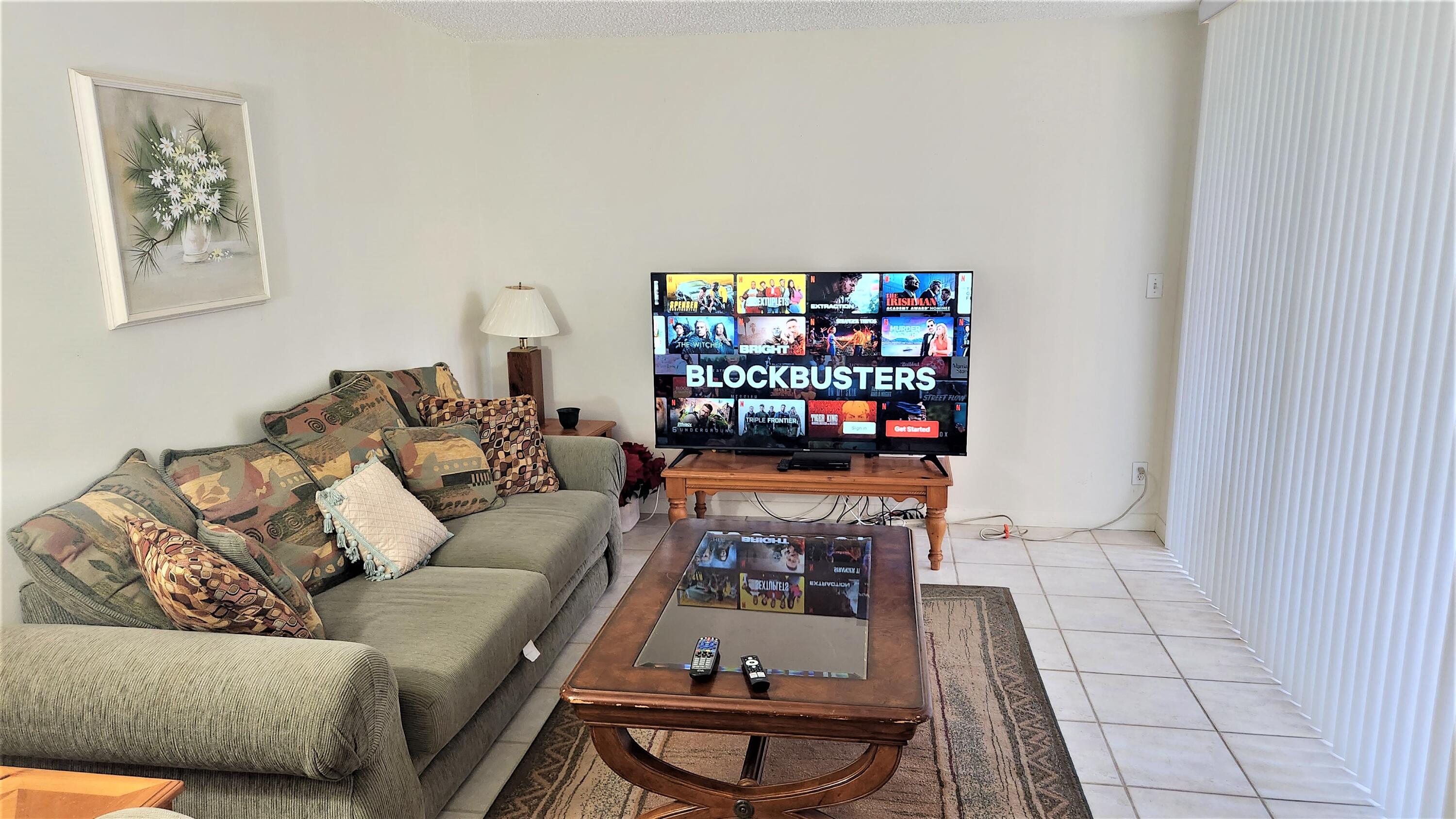 2455 Lindell Boulevard, Unit 3109 Delray Beach, FL 33444 - Photo 6 of 34 living room