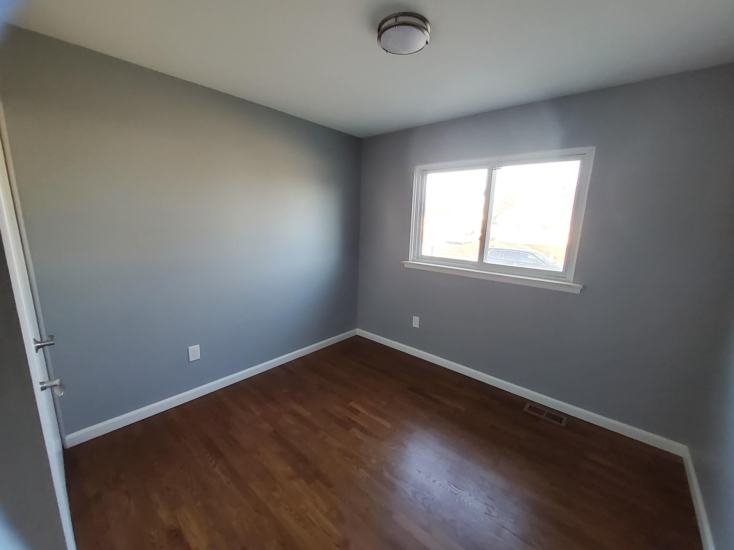 4082 Fox Street Inkster, MI 48141 - Photo 11 of 24 20240224_160405 (1)