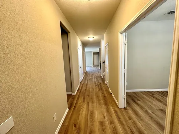 $2,450 | 725 Hartsfield Street, Aubrey, TX 76227