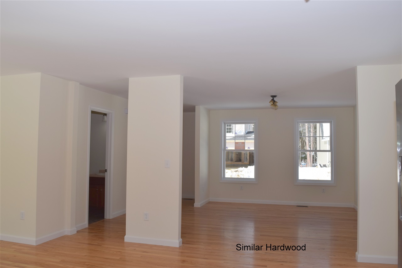 97 Miller's Farm Drive, Unit 14 Rochester, NH 03868 - Photo 4 of 10 Gallery Image 4