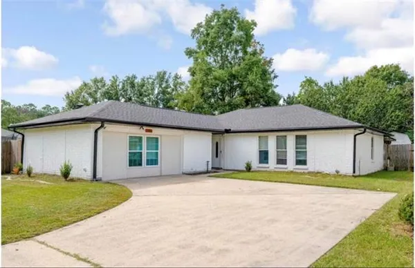 $230,000 | 105 Drury Lane, Slidell, LA 70460
