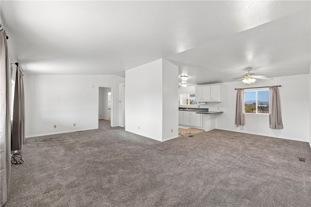 3873 Aztec Road Golden Valley, AZ 86413 - Photo 18 of 34 Gallery Image 18