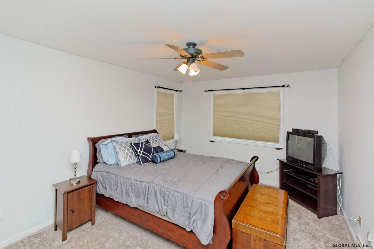 929 Ridgeview Circle Schodack, NY 12033 - Photo 13 of 22 Photo 13