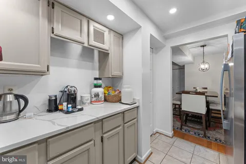 $559,900 | 7720 Tremayne Place, Unit 111, McLean, VA 22102