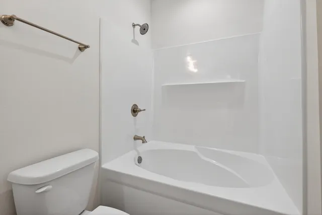 $599,999 | 228 Greenbrier Circle Northeast, Fort Walton Beach, FL 32547