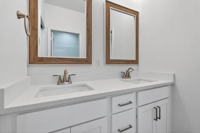 $599,999 | 228 Greenbrier Circle Northeast, Fort Walton Beach, FL 32547