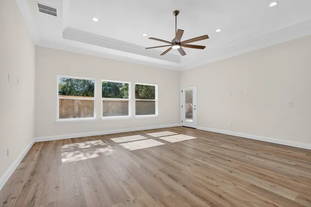 $599,999 | 228 Greenbrier Circle Northeast, Fort Walton Beach, FL 32547