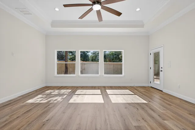 $599,999 | 228 Greenbrier Circle Northeast, Fort Walton Beach, FL 32547