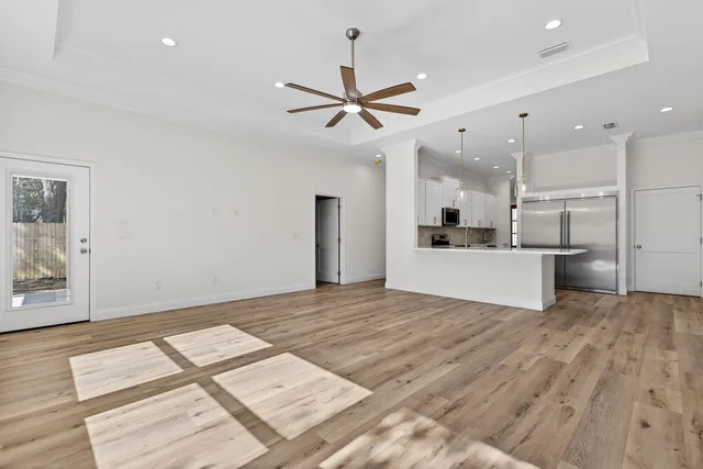 $599,999 | 228 Greenbrier Circle Northeast, Fort Walton Beach, FL 32547