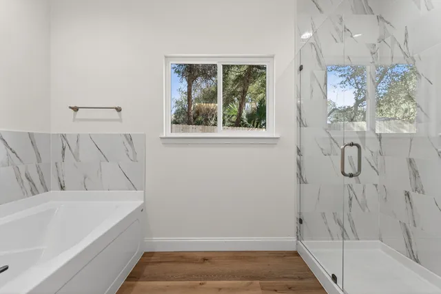 $599,999 | 228 Greenbrier Circle Northeast, Fort Walton Beach, FL 32547