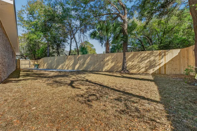 $599,999 | 228 Greenbrier Circle Northeast, Fort Walton Beach, FL 32547