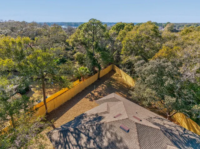 $599,999 | 228 Greenbrier Circle Northeast, Fort Walton Beach, FL 32547