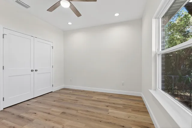 $599,999 | 228 Greenbrier Circle Northeast, Fort Walton Beach, FL 32547