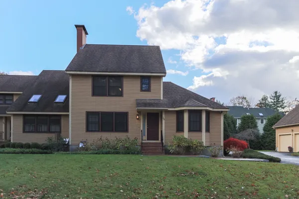 $625,000 | 36 Prentiss Way, Exeter, NH 03833