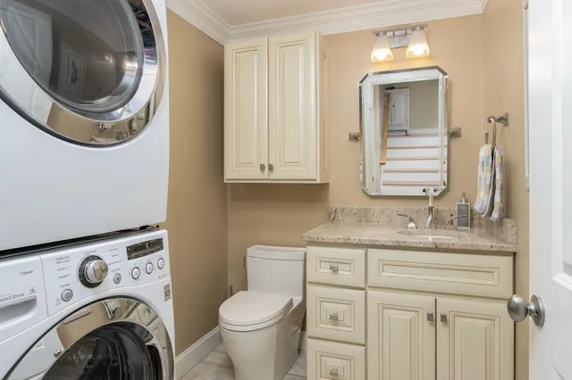 $675,000 | 36 Prentiss Way, Exeter, NH 03833