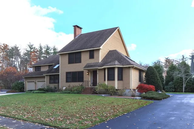 $625,000 | 36 Prentiss Way, Exeter, NH 03833