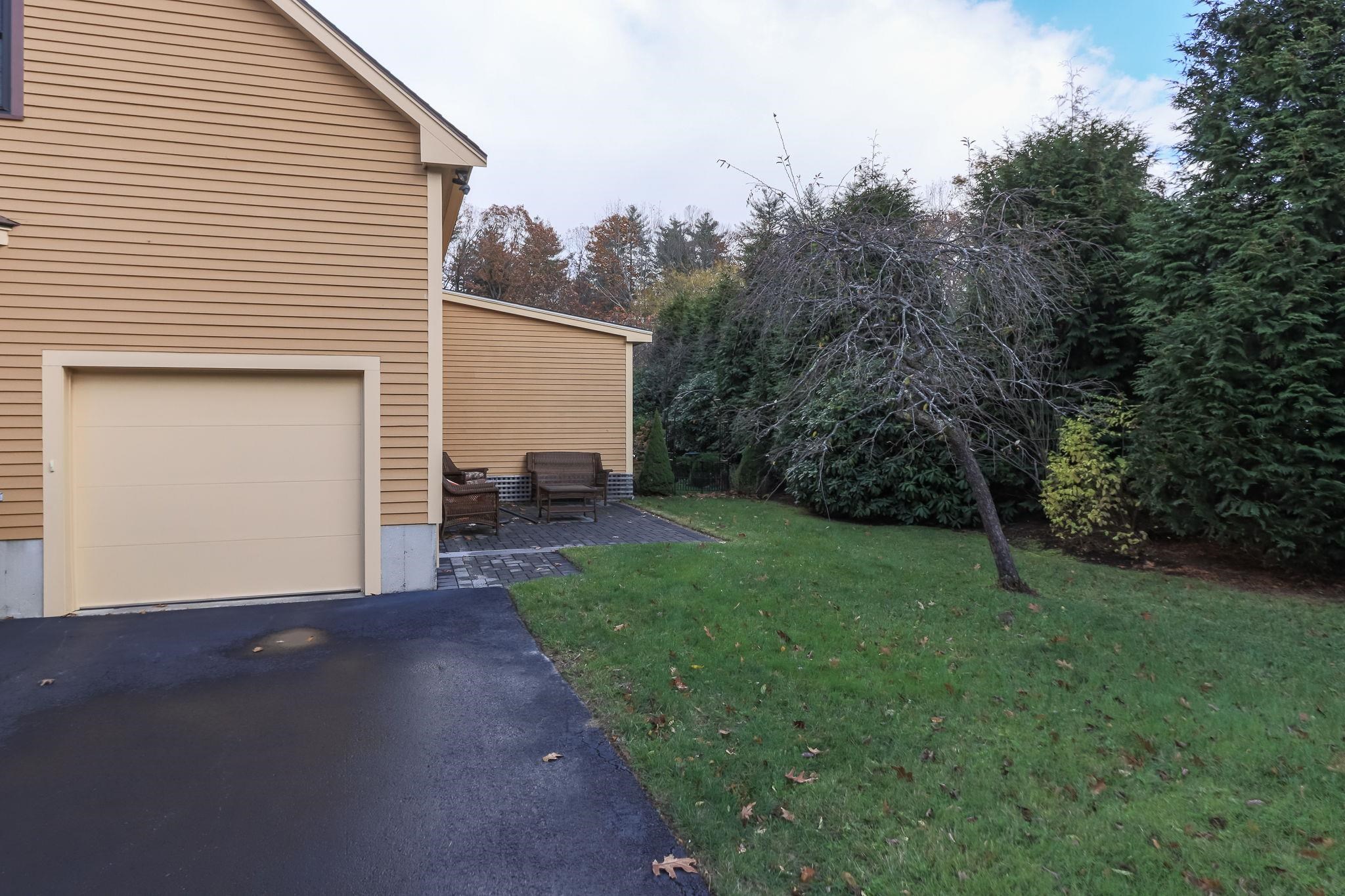 36 Prentiss Way Exeter, NH 03833 - Photo 4 of 53