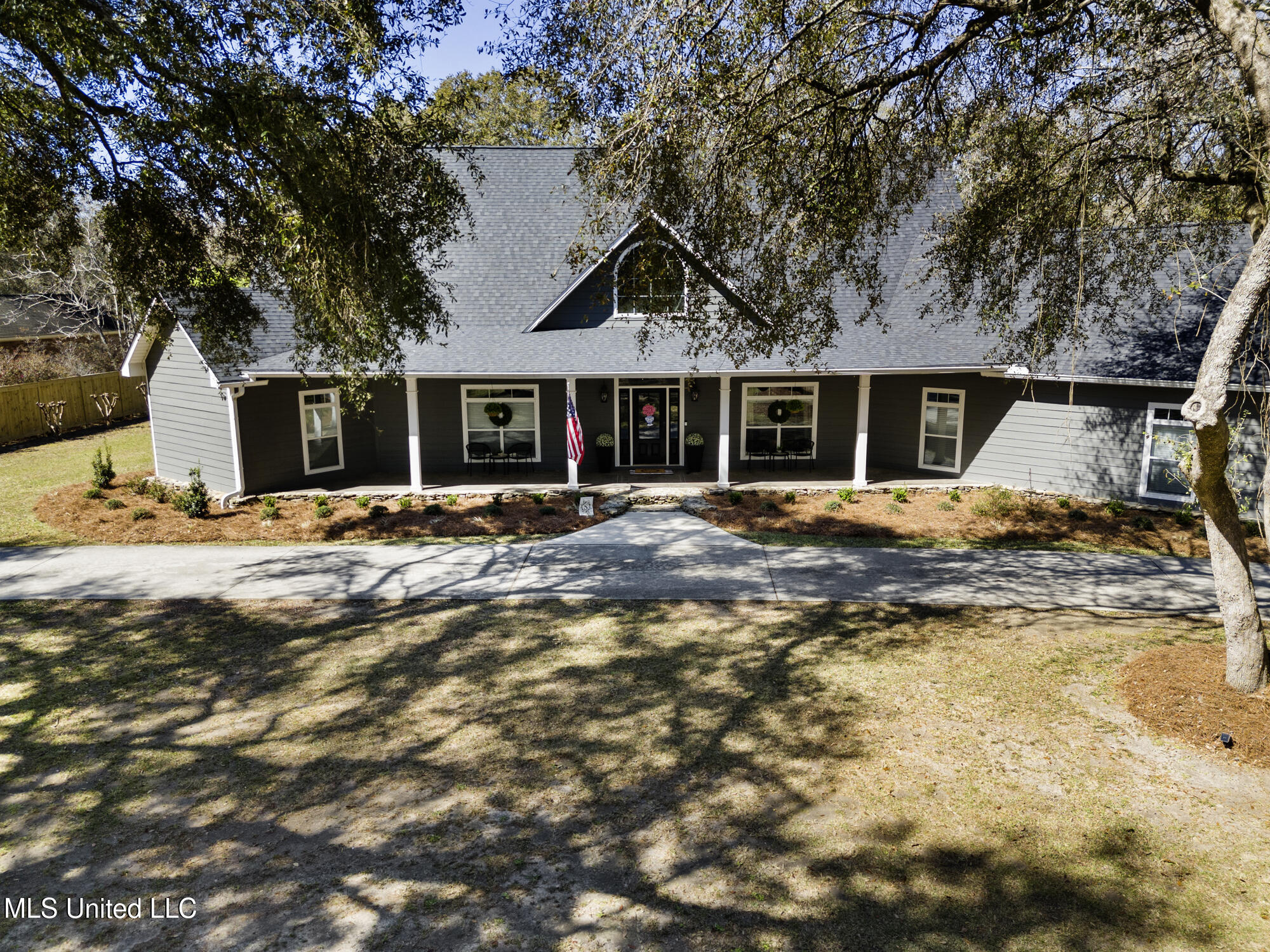 19205 Park Ridge Drive South Moss Point, MS 39562 - Photo 2 of 45 ghubphoto_05