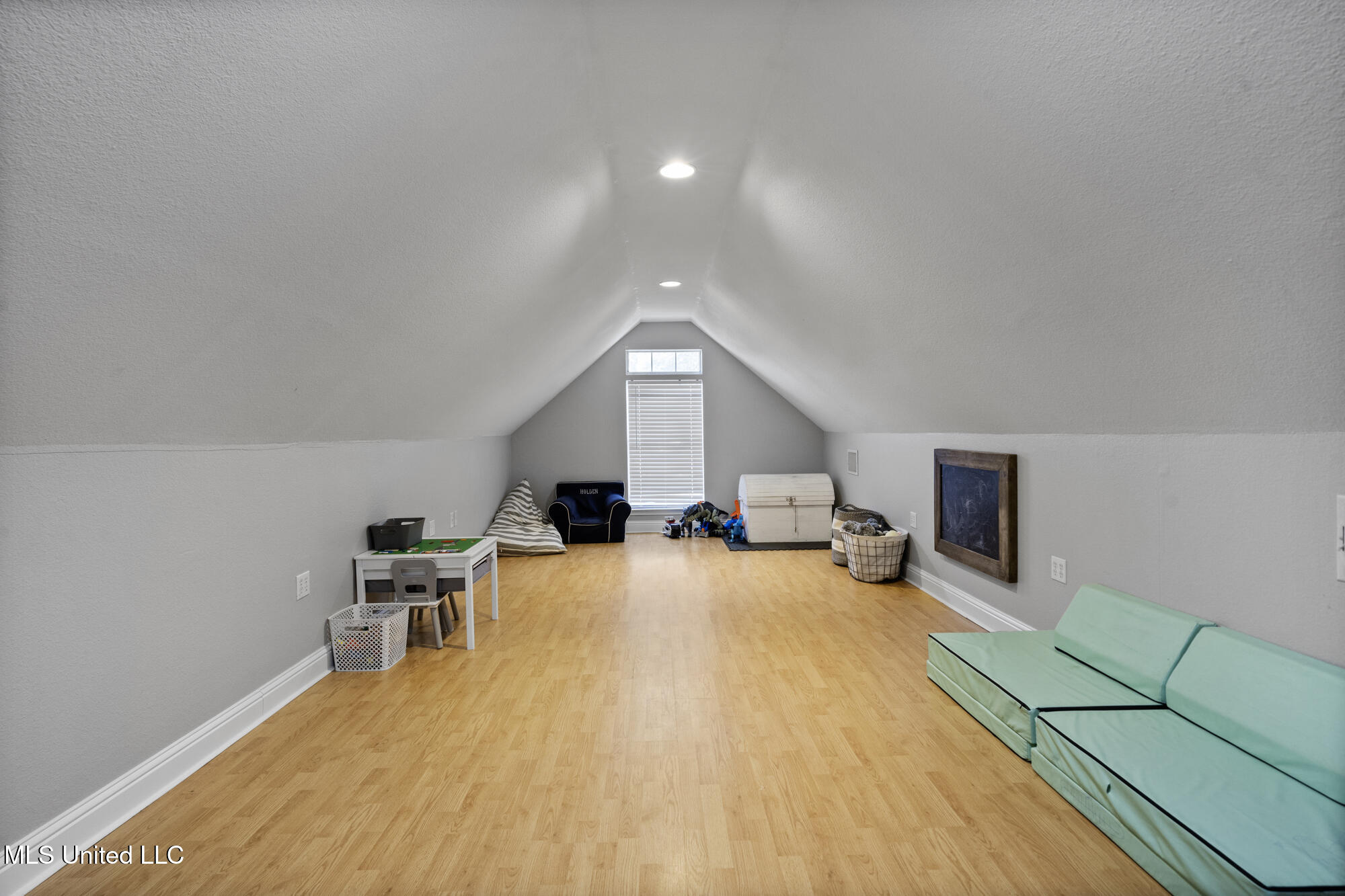 19205 Park Ridge Drive South Moss Point, MS 39562 - Photo 31 of 45 ghubphoto_32