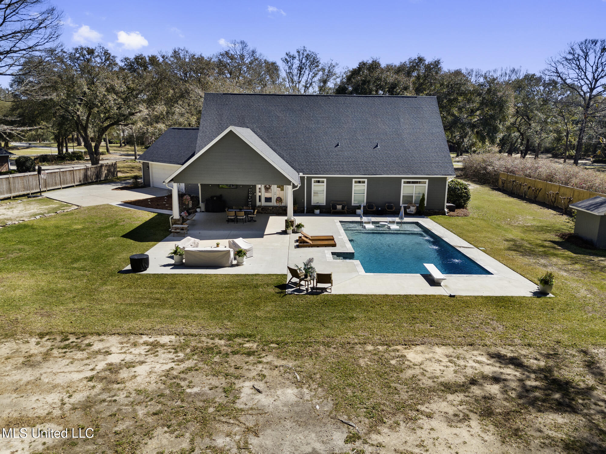 19205 Park Ridge Drive South Moss Point, MS 39562 - Photo 6 of 45 ghubphoto_04