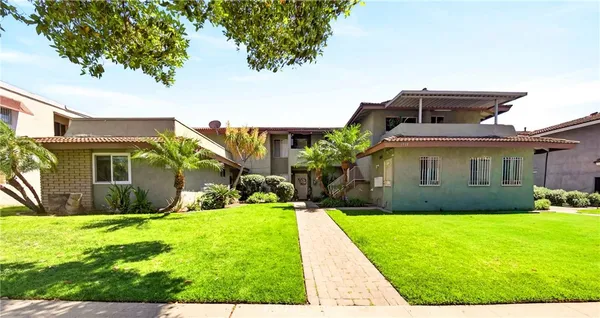 $1,695,000 | 1918 East Del Mar Avenue, Orange, CA 92865