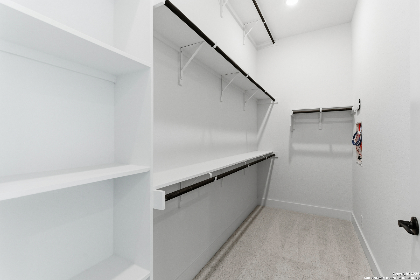 20675 Huebner Road, Unit 527 San Antonio, TX 78258 - Photo 26 of 43 a view of entryway