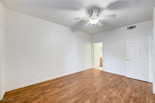 $1,100 | 4400 South Jones Boulevard, Unit 1125, Las Vegas, NV 89103