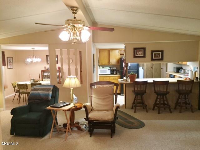 2901 Lee Pierce Road Moss Point, MS 39562 - Photo 12 of 27 open area (640x480)