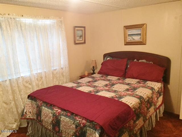 2901 Lee Pierce Road Moss Point, MS 39562 - Photo 17 of 27 bedroom (3) (640x480)