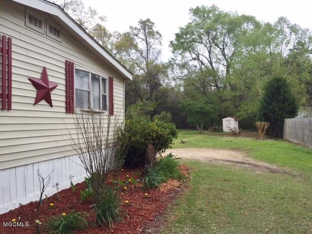 2901 Lee Pierce Road Moss Point, MS 39562 - Photo 24 of 27 Side (2) (640x480)