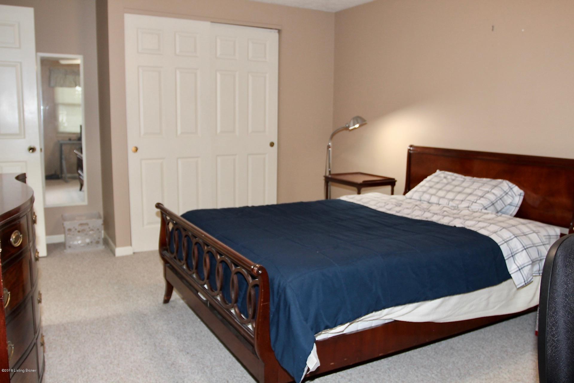 300 Fairmeade Road Louisville, KY 40207 - Photo 27 of 37 IMG_0188