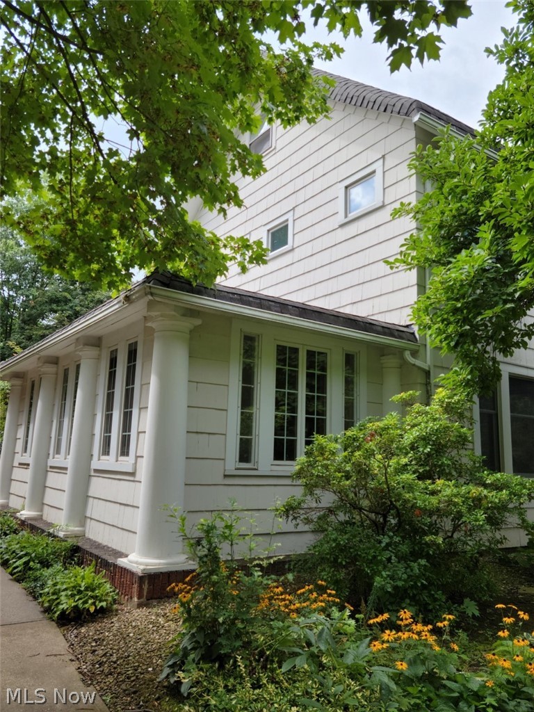 2630 Edgehill Road Cleveland, OH 44106 - Photo 3 of 25 Gallery Image 3
