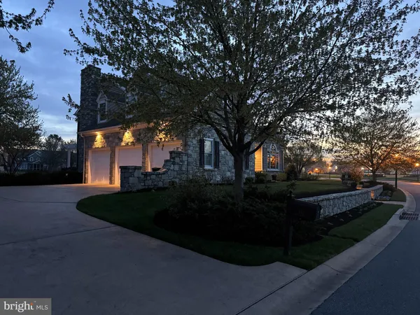 $1,600,000 | 671 Bent Creek Drive, Lititz, PA 17543