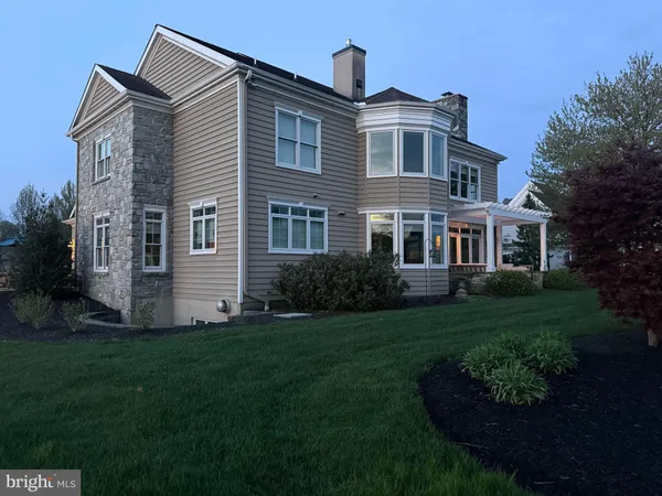 $1,600,000 | 671 Bent Creek Drive, Lititz, PA 17543