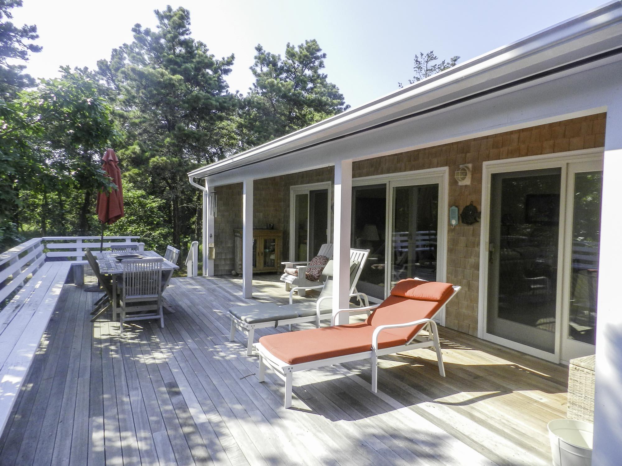 10 Proprietors Road Edgartown, MA 02539 - Photo 15 of 18 SandpiperRentals_2919-2