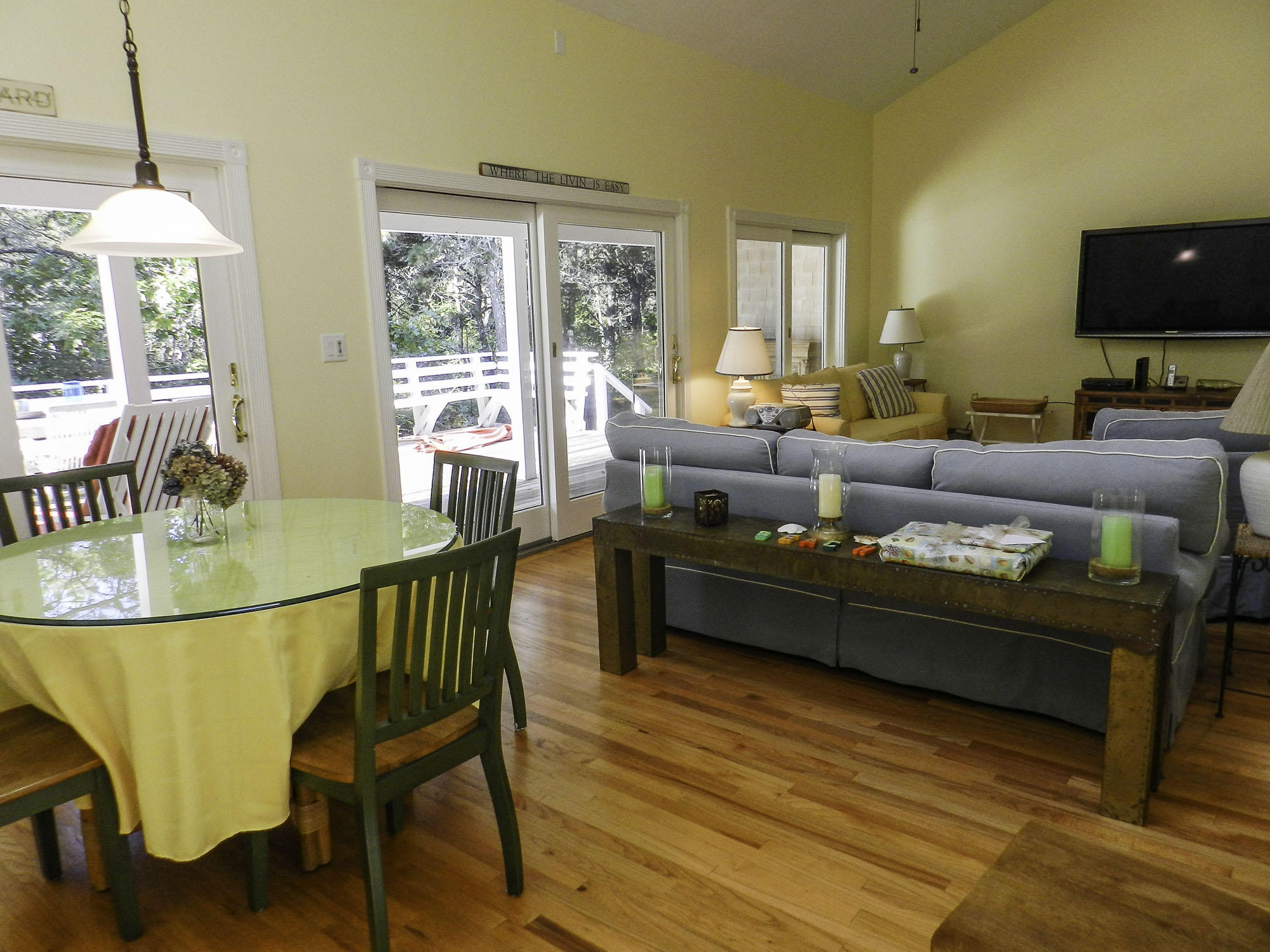 10 Proprietors Road Edgartown, MA 02539 - Photo 5 of 18 SandpiperRentals_2931